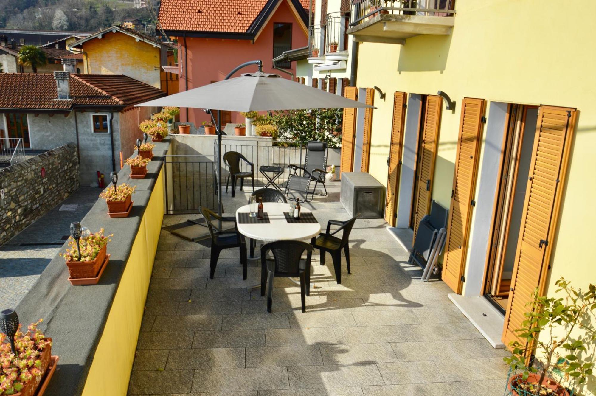 Casa Carmen Apartment Lake Como Dongo Ngoại thất bức ảnh
